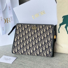 Christian Dior Clutch Bags